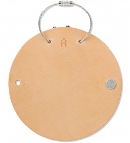 Hender Scheme Natural Leather Circle Keyholder